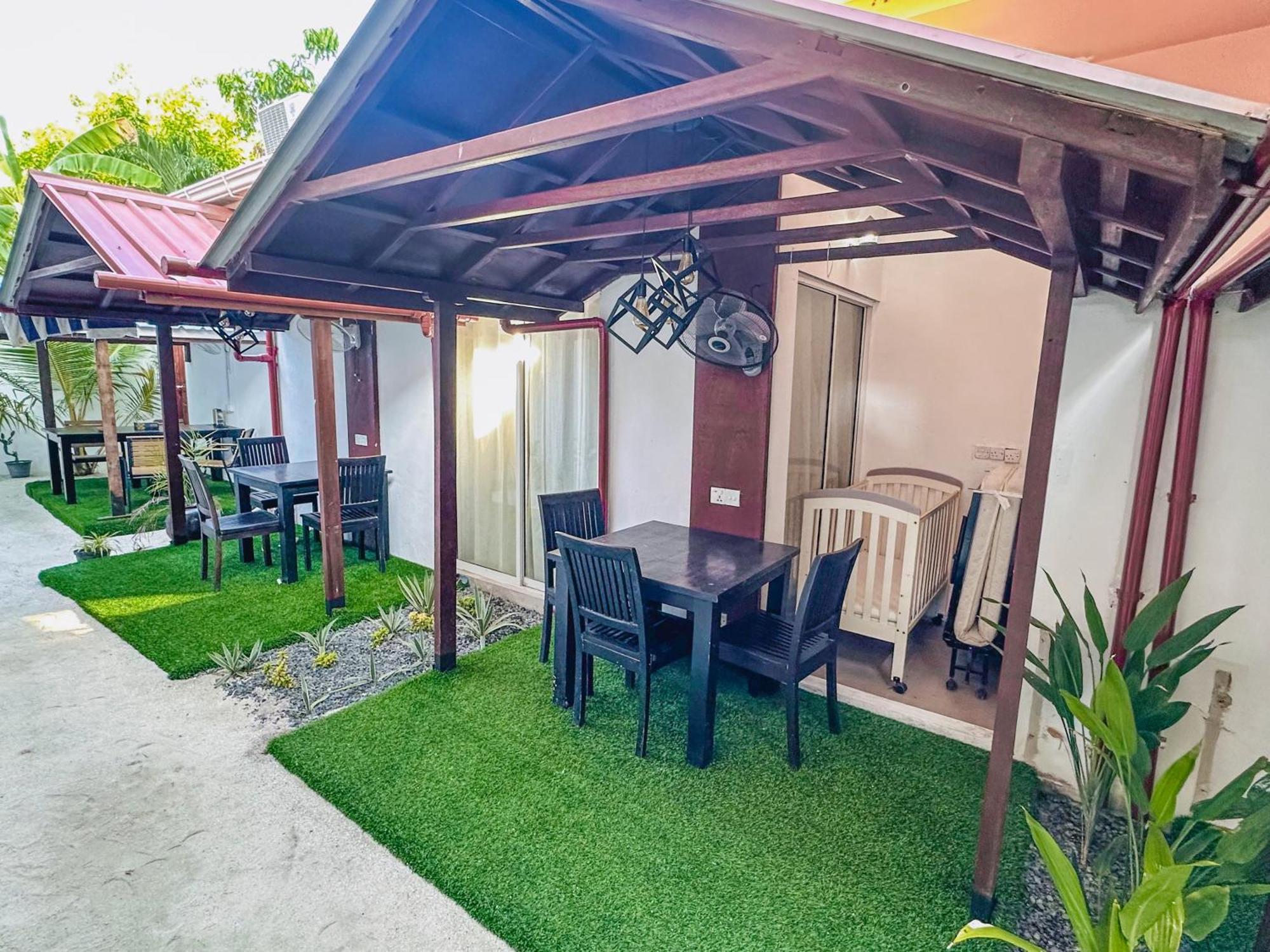 Lacasa Villa Ukulhas Island Exterior photo